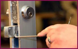 First-Rate Lock & Key Shop Encino, CA 818-737-2245 - 12-changing-locks